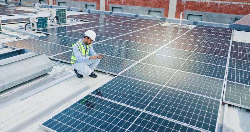 Khảo sát hóa đơn điện và mái nhà là bước đầu để tính công suất hệ thống chính xác.